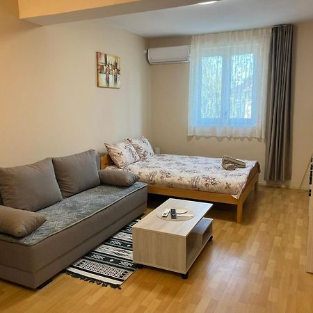 Apartment Sladana I Luna Subotica Eksteriør billede
